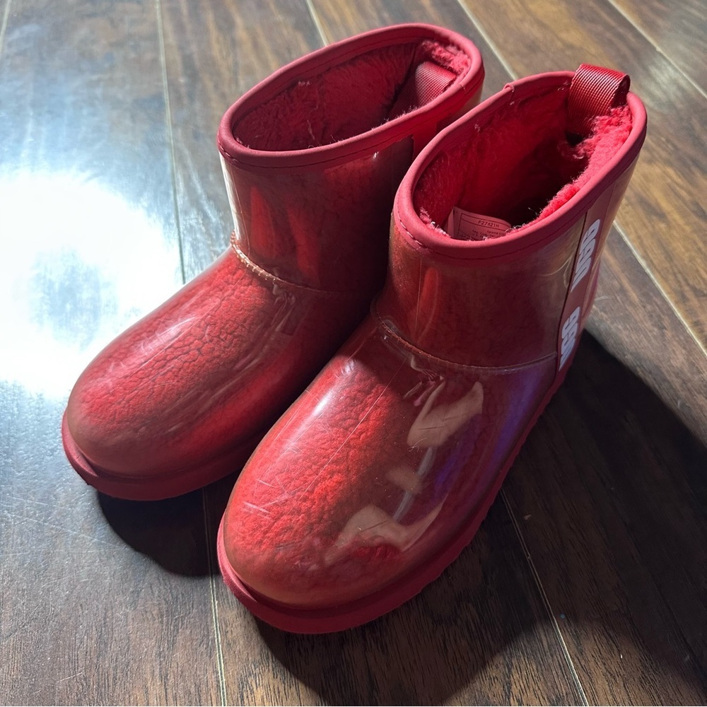 UGG Red Classic Clear Mini Boots - Picture 4 of 6